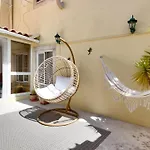 Alfama Terrace * Lisbona