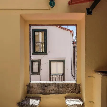 Alfama Terrace شقة