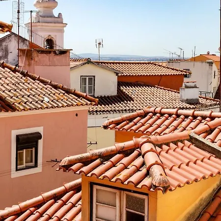 Alfama Terrace Lissabon