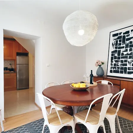 Alfama Terrace Apartman *